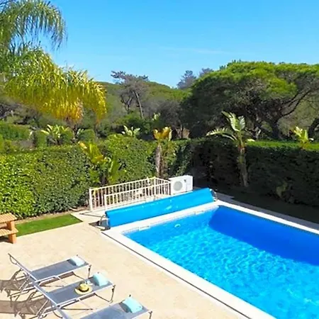 Sleeps 10 Pool Air Con Wifi