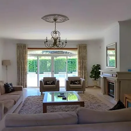 Sleeps 10 Pool Air Con Wifi 빌라