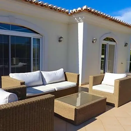 Sleeps 10 Pool Air Con Wifi *